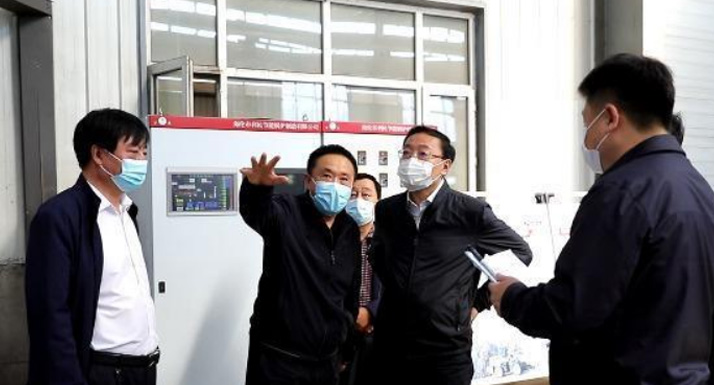 海倫市融媒體中心關注利民萬佳鍋爐，助力企業(yè)快速發(fā)展